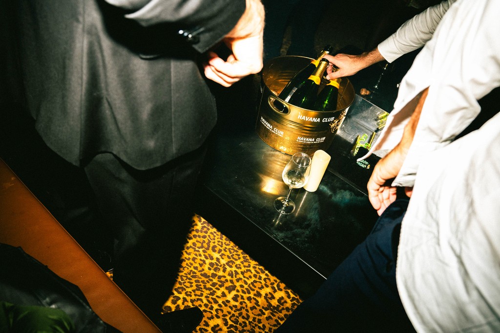 Nuit au Village 59, bar et club des Chartrons à Bordeaux